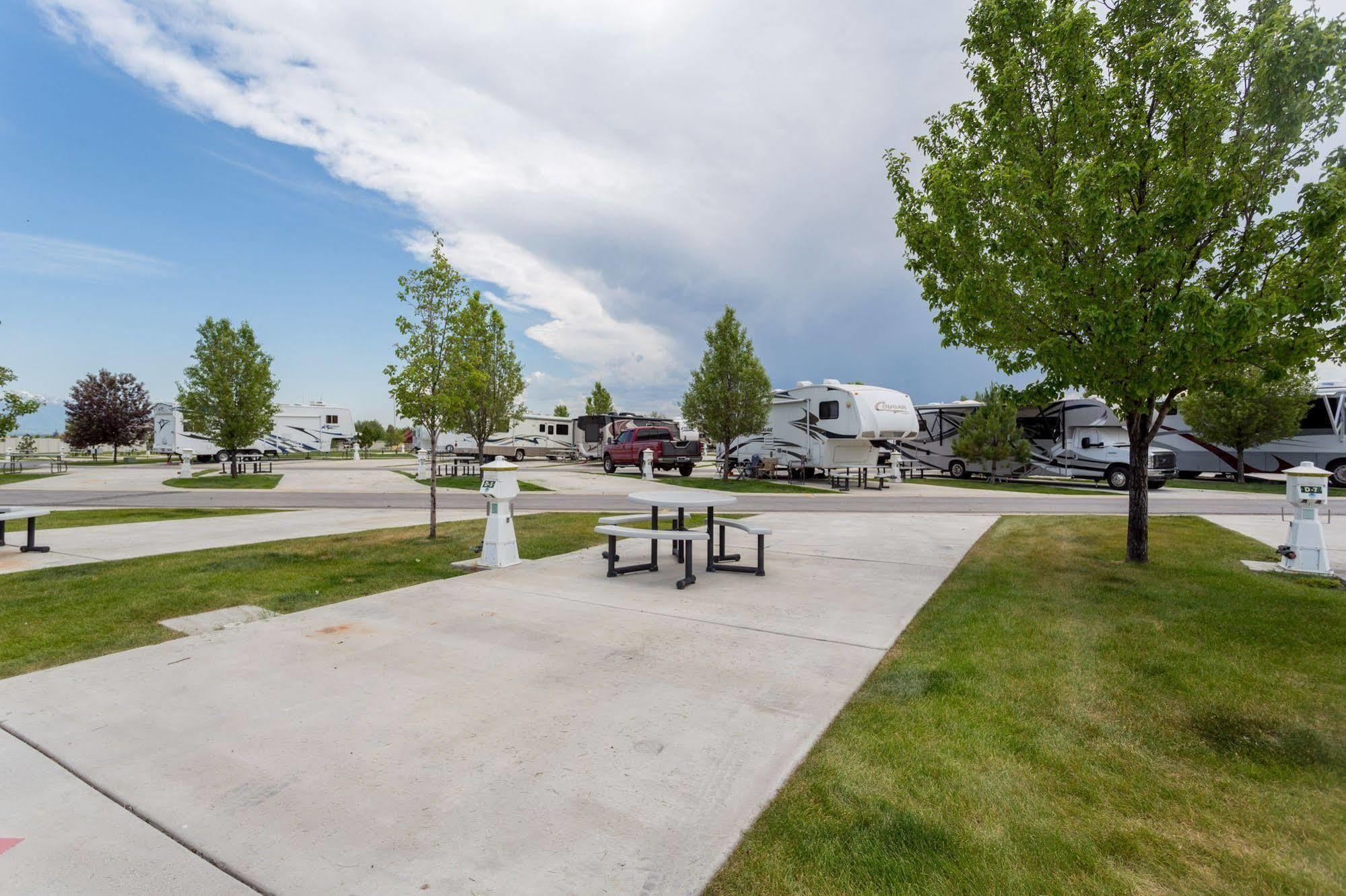 Pony Express Rv Resort North Salt Lake Eksteriør bilde